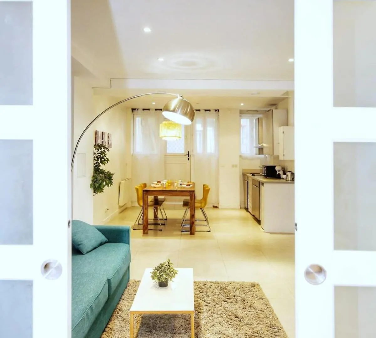 Moderne Et Elegant A 5 - 4p *